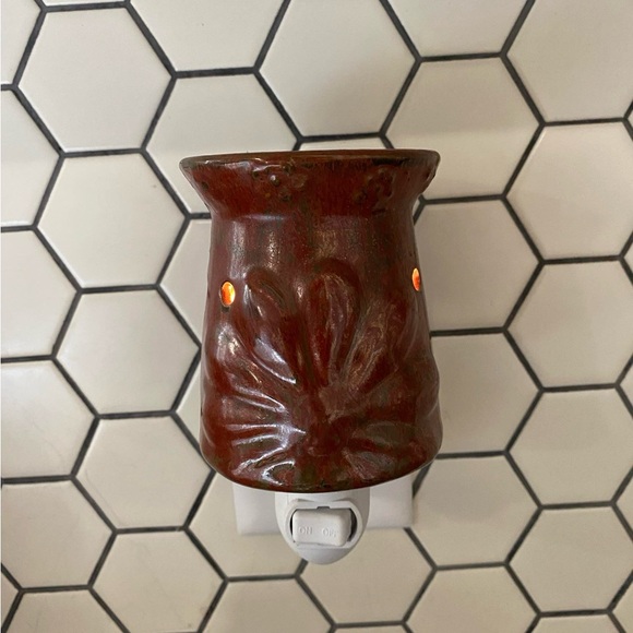 Used Scentsy warmer - Picture 1 of 1